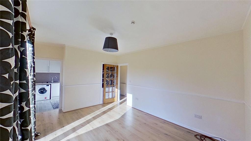 Colinton Mains Green, Edinburgh... 2 bed apartment £895 pcm (£207 pw)