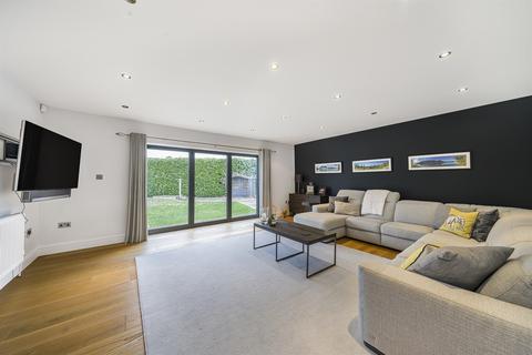 29 Oak Tree Avenue, Marlow, SL7 3EN
