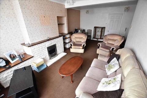 40 Gloucester Road, Feltham, TW13 5BZ