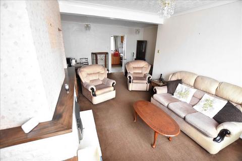 40 Gloucester Road, Feltham, TW13 5BZ