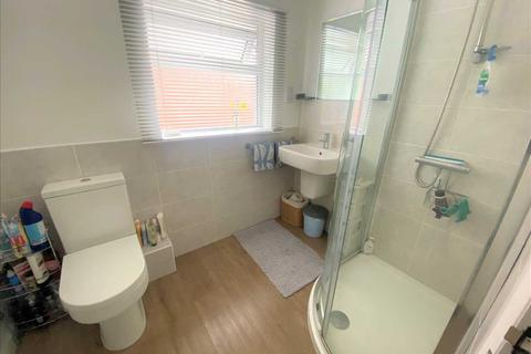 2 Globefield, Topsham, Exeter, EX3 0EY