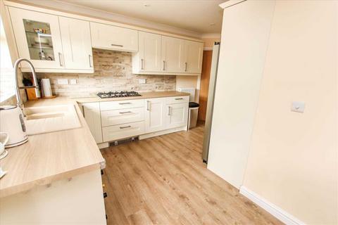 30 Bath Road, Bracebridge Heath, Lincoln, LN4 2TW