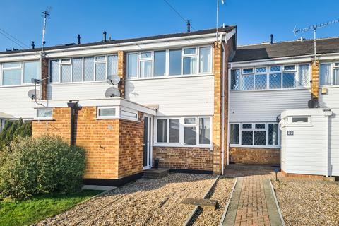 11 Poulcott, Wraysbury, Staines-upon-thames, TW19 5DN