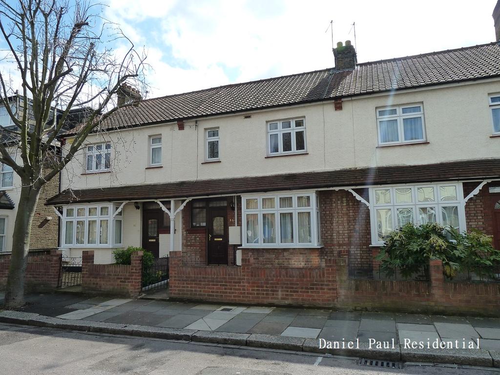 Carlyle Road 3 bed terraced house £2,648 pcm (£611 pw)