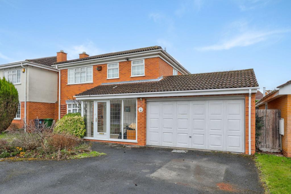Frankholmes Drive, Shirley, B90 4 bed detached house £565,000