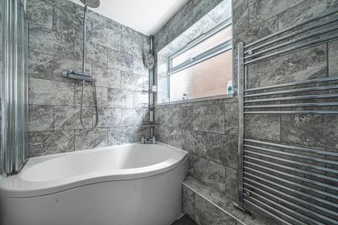 3 New Park Road, Ashford, TW15 1EG