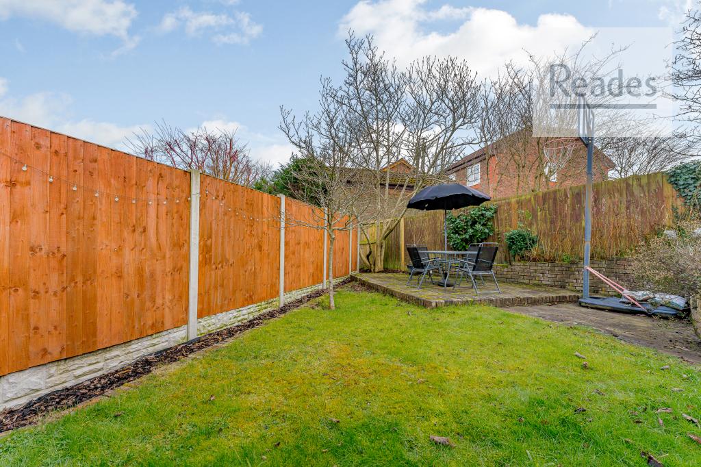 Garden to rear