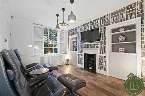 19 Goldsmiths Buildings East Churchfield Road, London, W3 7LP