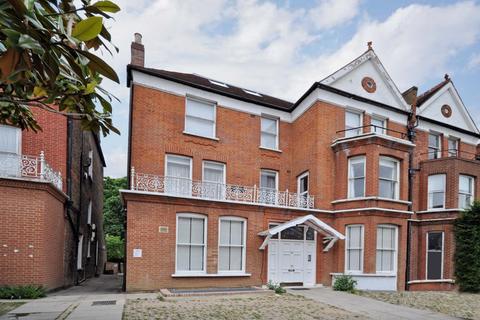 4 bedroom flat to rent - Canfield Gardens, South Hampstead NW6