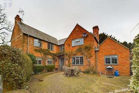 4 bedroom detached house to rent - The Green, Brill, Aylesbury