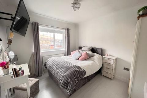 4 bedroom detached house for sale, Laburnum Drive, Queen Square, Ebbw Vale