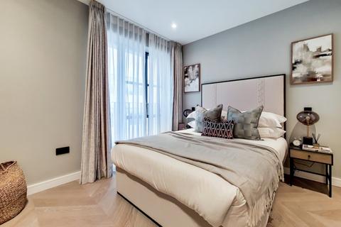 2 bedroom apartment to rent, Cleveland Street, London, W1T