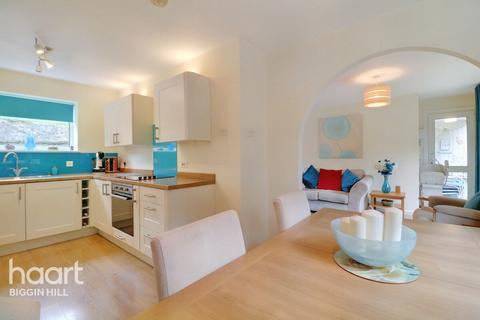 7 Flamborough Close, Biggin Hill, Westerham, TN16 3PB
