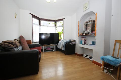 59 Westbury Road, Wembley, HA0 4JY