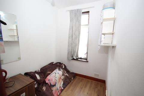 59 Westbury Road, Wembley, HA0 4JY