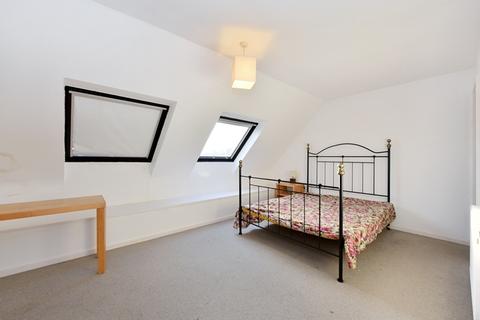 35 Leerdam Drive, London, E14 3JJ