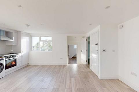 1 bedroom apartment to rent, Bathurst Walk, Iver, SL0 9AZ