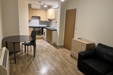 1 bedroom flat to rent, Eastern Avenue, Ilford IG2