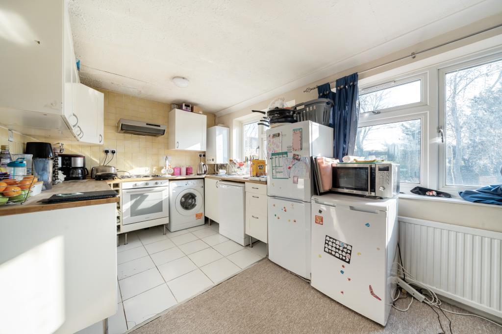 Windsor, Berkshire, SL4 3 bed for sale £300,000