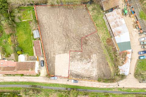 3 bedroom property with land for sale - Plots 2 and 3, 7 Brent Broad, Burnham-On-Sea, Somerset TA8 2PX