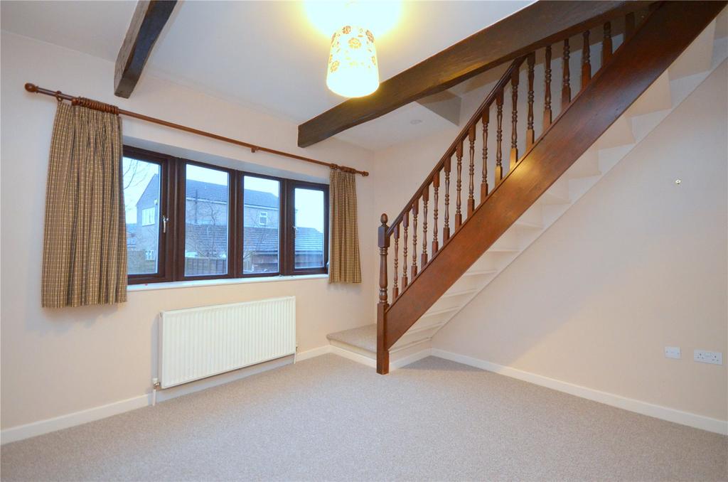Lee Green, Mirfield, West Yorkshire... 2 bed end of terrace house £