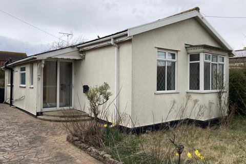 3 bedroom bungalow for sale - 9 Osborne Road, Severn Beach, Bristol, South Gloucestershire BS35 4PG