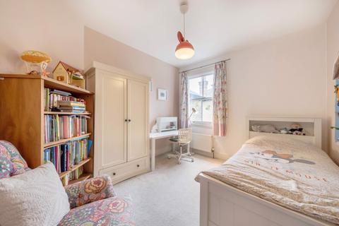 3 Grena Gardens, Richmond, TW9 1XP