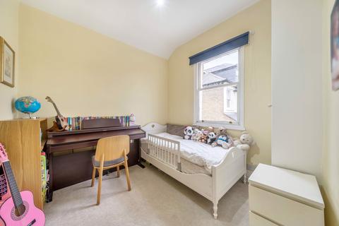 3 Grena Gardens, Richmond, TW9 1XP