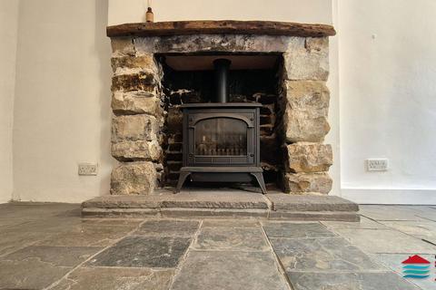 undefined, Stryd Kingshead Street, Pwllheli, LL53