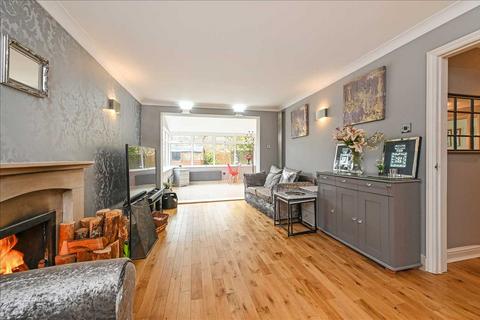 7 Weald Close, Locks Heath, Southampton, SO31 6UZ