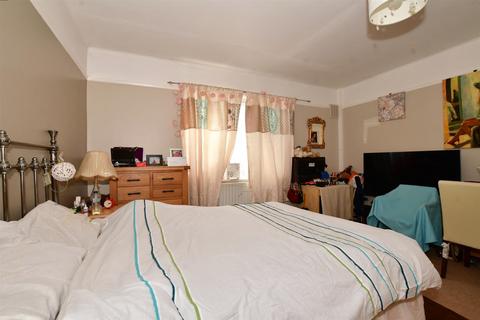 2 bedroom detached bungalow for sale, Shirley Road, Shirley, Croydon, Surrey