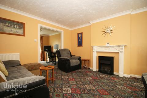 1 Chirk Drive, Thornton-cleveleys, FY5 4FG