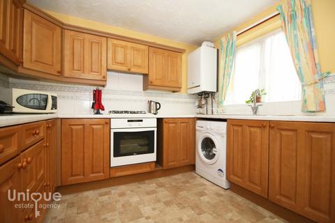 1 Chirk Drive, Thornton-cleveleys, FY5 4FG