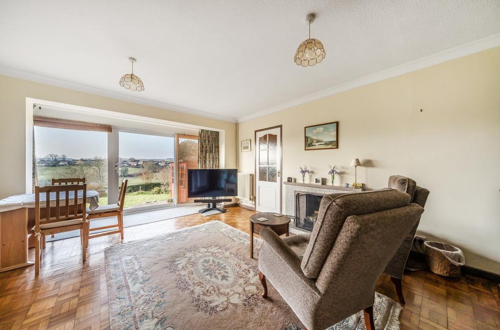 Plants Green, Warminster, BA12 3 bed bungalow for sale £375,000