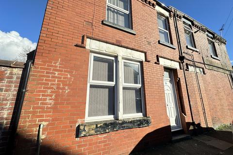 1 bedroom flat to rent - Arran Street, Manchester, M40