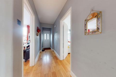 11 Rowan Close, London, SW16 5JD