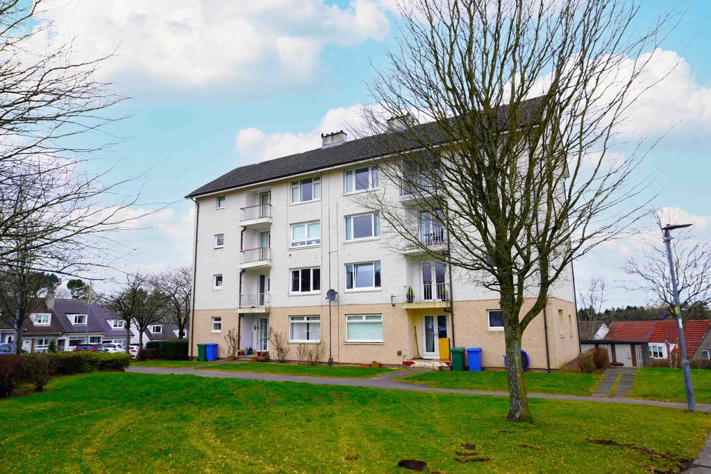 Drummond Hill, East Kilbride G74 2 bed flat £81,000