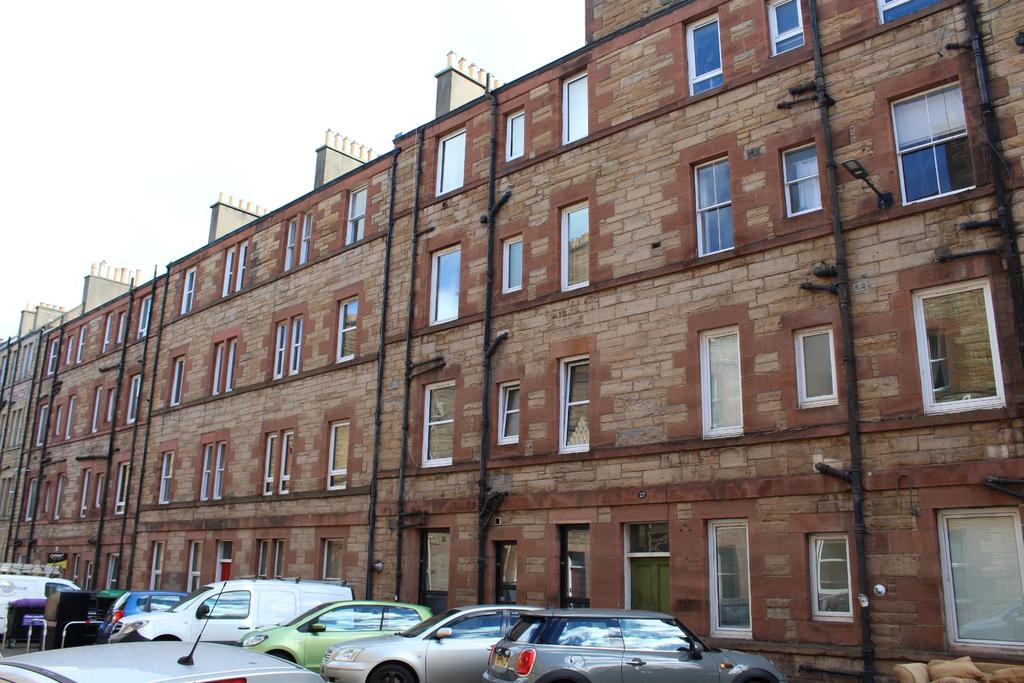 Milton Street, Edinburgh, EH8 1 bed flat £775 pcm (£179 pw)