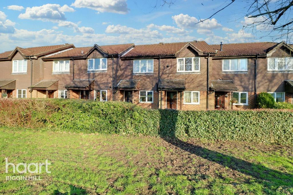 Wedgwoods, Tatsfield 2 bed terraced house for sale £350,000
