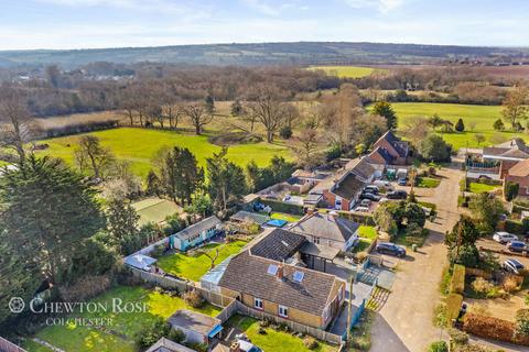 5 bedroom detached house for sale - Peverel Avenue, Hatfield Peveral