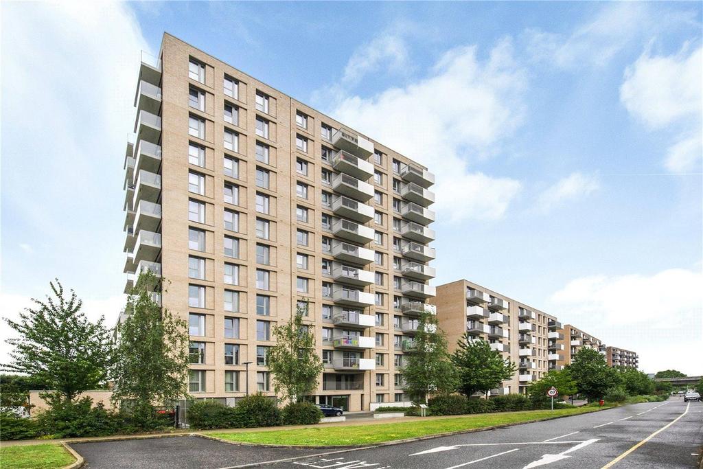 Connaught Heights, Booth Road, Royal Docks, London, E16 2 bed apartment