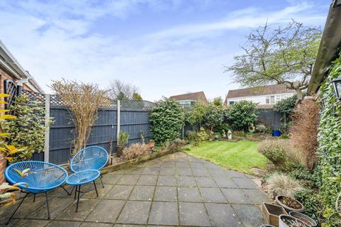 14 Chaplin Crescent, Sunbury-on-thames, TW16 7JE