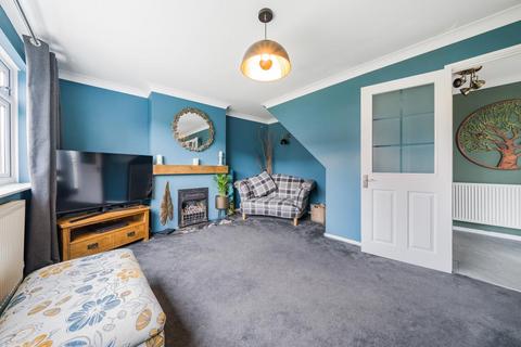 14 Chaplin Crescent, Sunbury-on-thames, TW16 7JE
