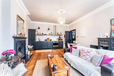 2 bedroom apartment for sale, Shrewsbury Lane, London