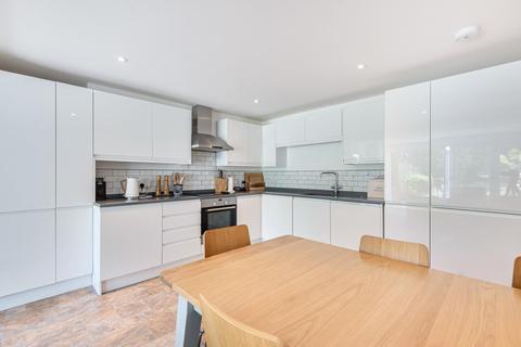 Flat 2, 49 Shortlands Road, Bromley, BR2 0JJ