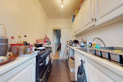 3 bedroom house for sale, Northborough Road, London, SW16