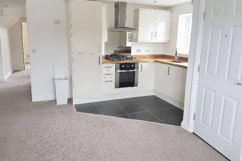 2 bedroom flat to rent, Countess Lilias Road, GL