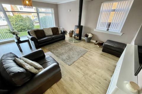 64 Lomond Crescent, Beith, KA15 2EB