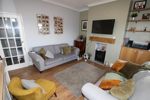 6 Fountain Square, Darton, Barnsley, S75 5HY
