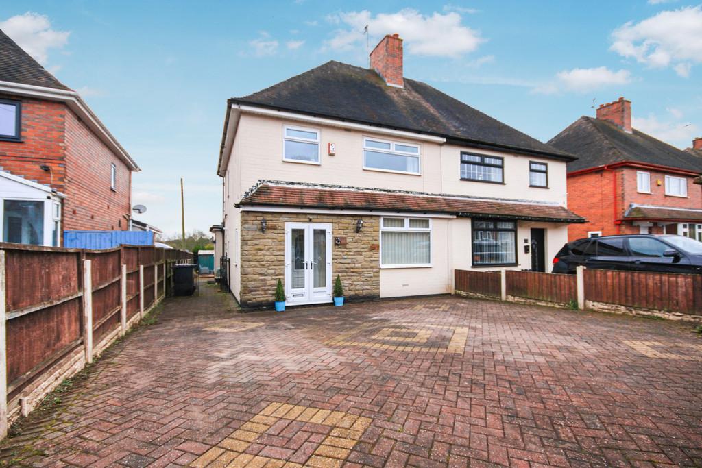 Mount Road, Blythe Bridge, StokeonTrent 3 bed semidetached house for